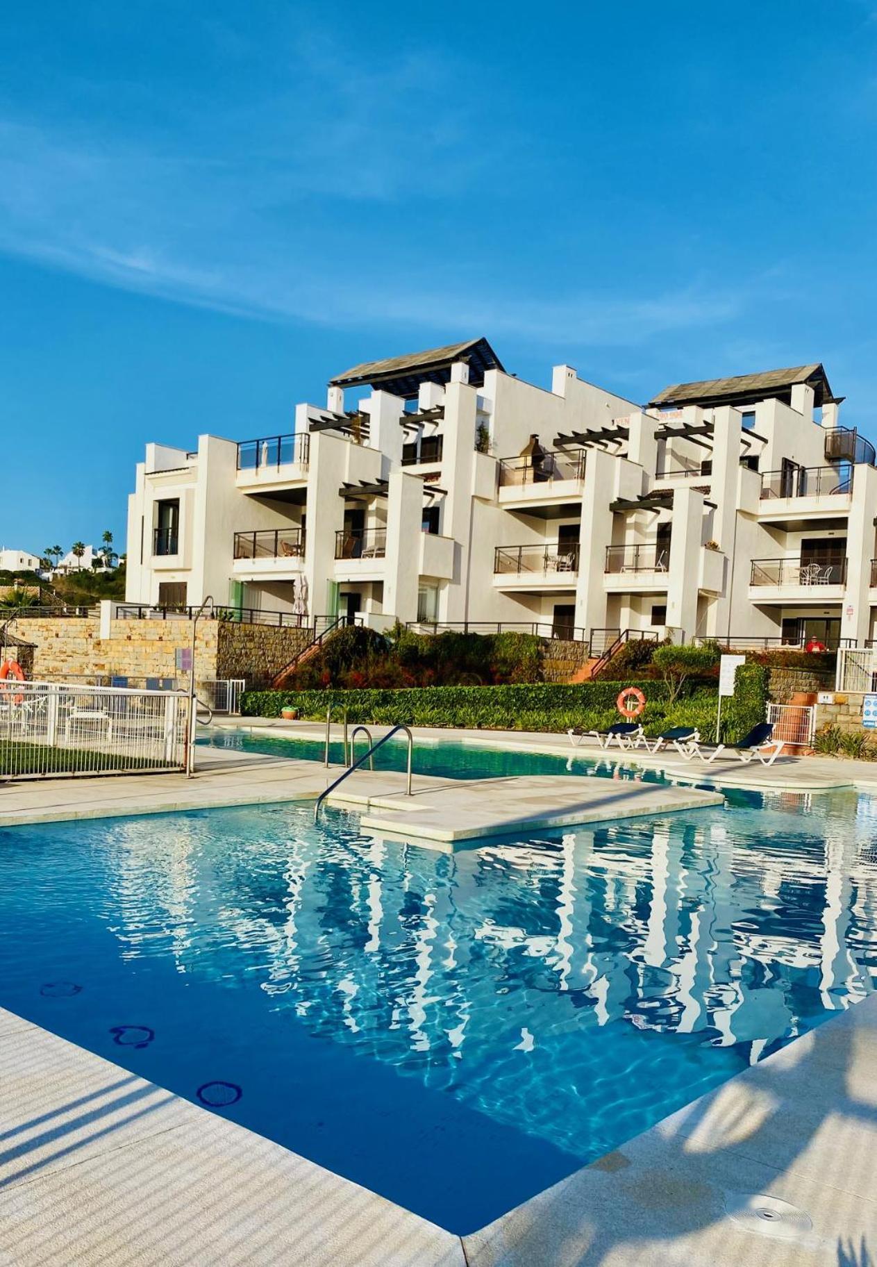 Sunshine Front Complex, Wifi, Modern Appartement Casares