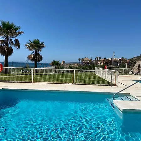 Sunshine Beach Front Complex, Wifi, Modern Casares Exterior photo
